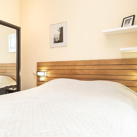 Goodrest On Deribasovska 19 Apartment โอเดสซา ภายนอก รูปภาพ