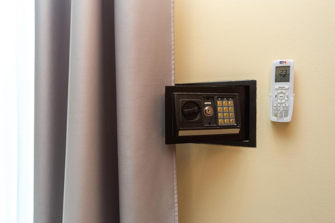 Goodrest On Deribasovska 19 Apartment โอเดสซา ภายนอก รูปภาพ